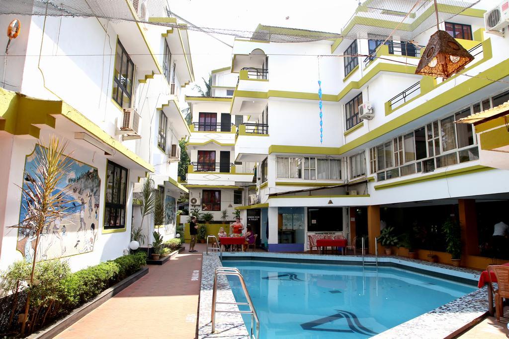 Alor Holiday Resort Калангут Екстер'єр фото